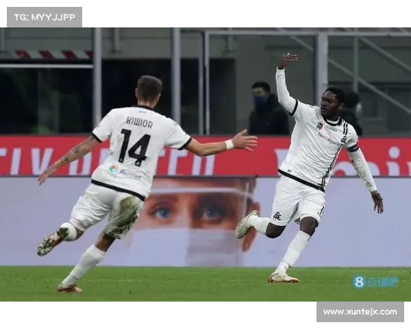 希季尔对决C罗：捷克前锋赴温布利与超级巨星一决高下